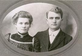 Portrait of Susan and Henry S. Voth