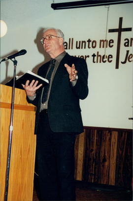 Host pastor Leonard Barkman
