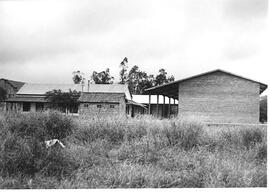1960er - 169 Zentralschule in Loma Plata