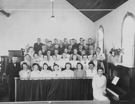Vineland United Mennonite Church choir, 1942