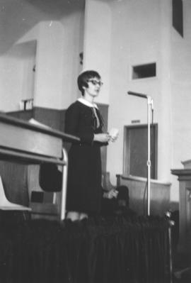 June Lichti speaking in the Peace Oratorical Contest