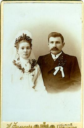 Anna Schellenberg and Jacob K. Kroeker wedding photo