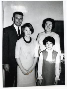Henry W.  and Linda (Toews) Peters with daughters