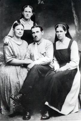 Anna and Heinrich Reimer, Maria Rempel, Marichen Bergen