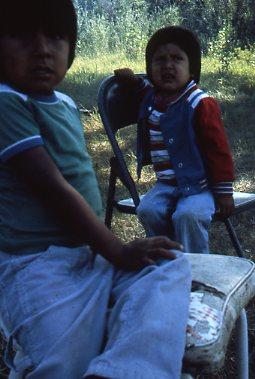 Children on chairs, Siksika