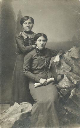 Agatha Wiebe (Derksen) and Helena Hildebrandt (Derksen)