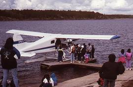 Floatplane at Pauingassi