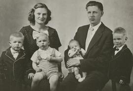 Frank, Pearl Koop and family