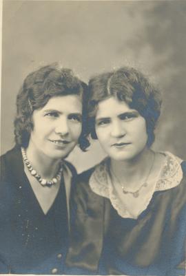 Elizabeth and Hildegard Klassen