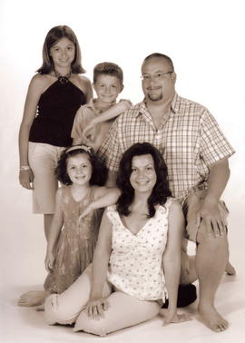Mike & Christy Nolin Family